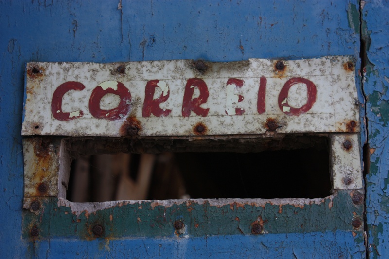Rendija para meter el correo