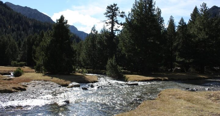 Aigüestortes desde Vall de Boí. Los caminos tienen puntos de inflexión