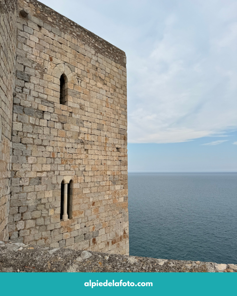 Torre del castillo de Peñíscola con vistas al mar. Lele Sorribas - Alpiedelafoto.com
